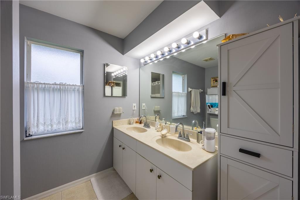 4201 6th St W Property Photo 15