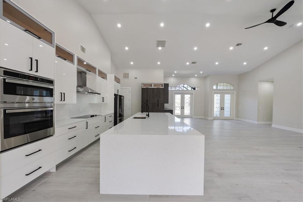 12800 Treeline Ct Property Photo 6
