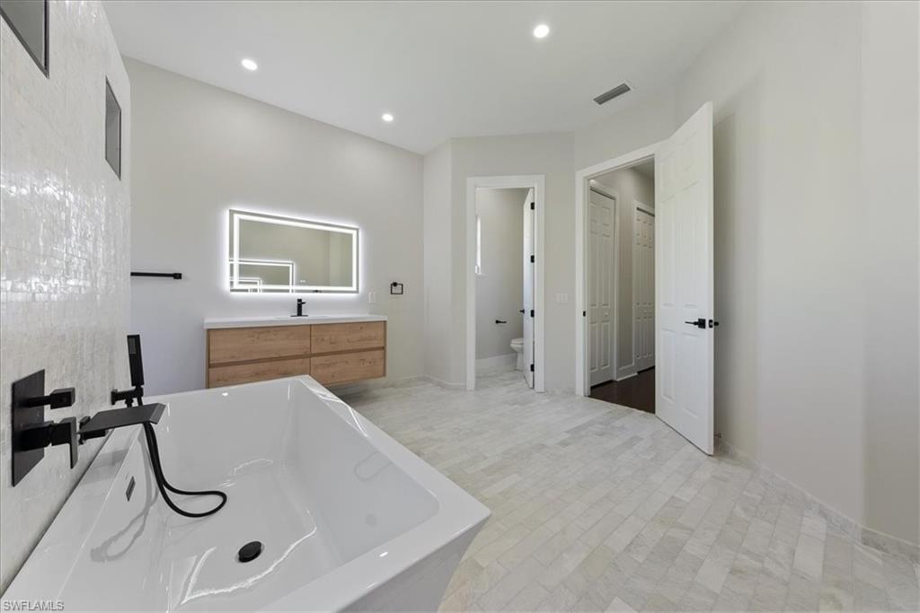 12800 Treeline Ct Property Photo 16