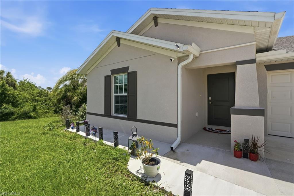 184 Peerless ST Property Photo 1