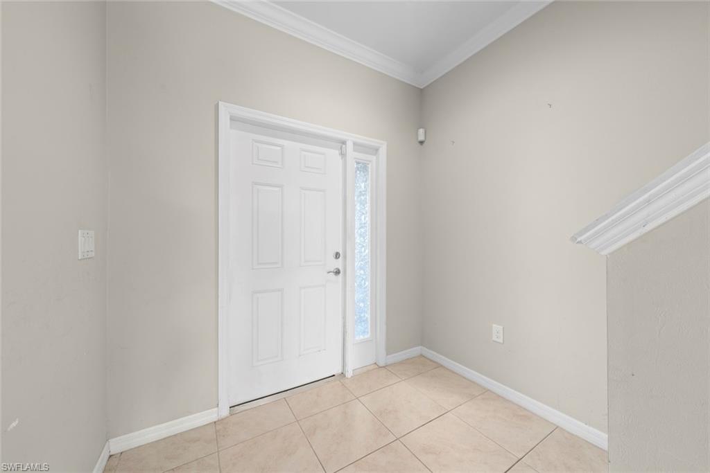 10864 Alvara Way Property Photo 2