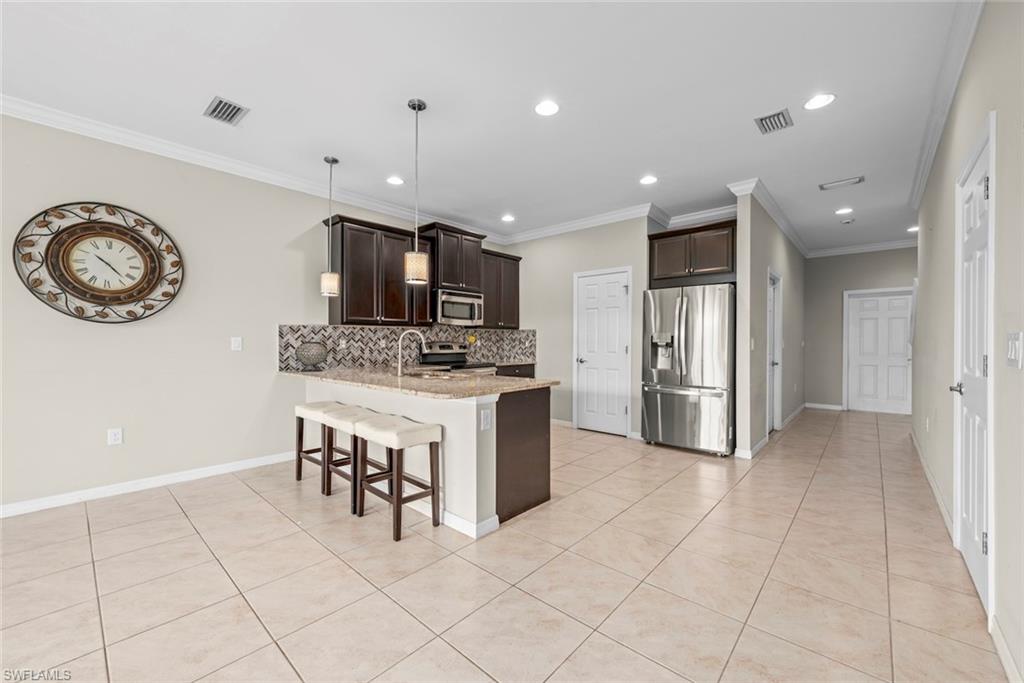 10864 Alvara Way Property Photo 10