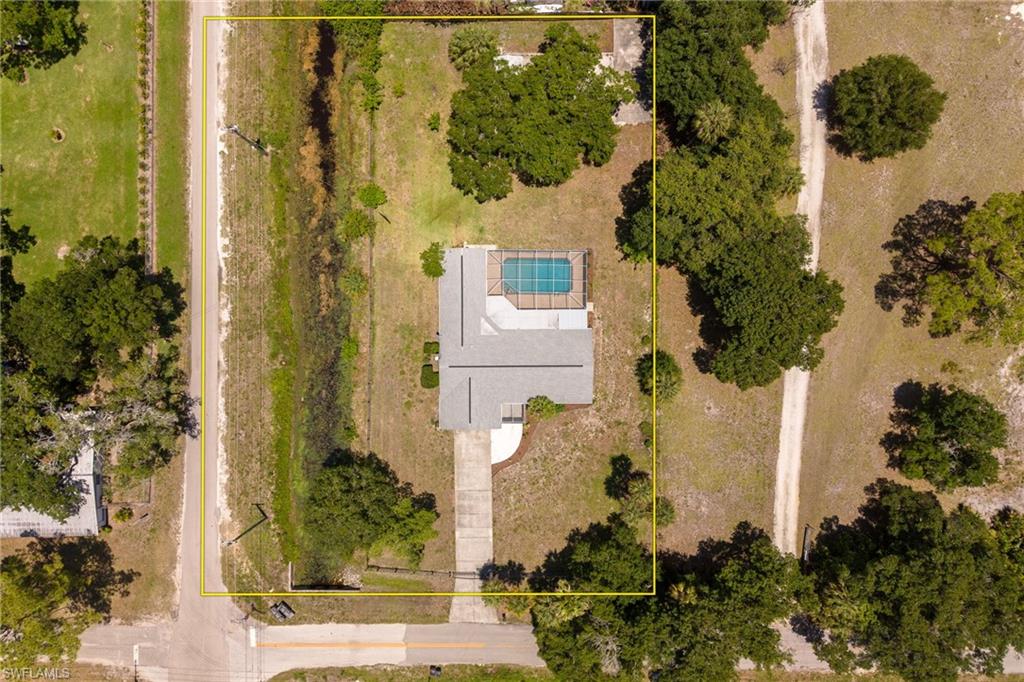 22031 Edwards Dr Property Photo 44