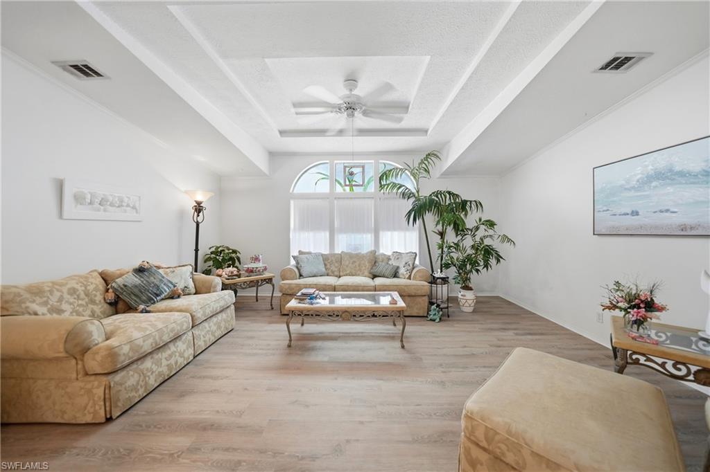 600 Woodwyn Ct Property Photo 4