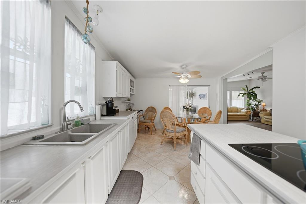 600 Woodwyn Ct Property Photo 12