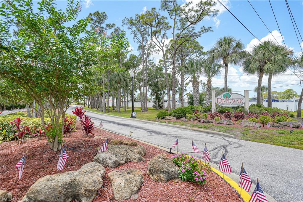 600 Woodwyn Ct Property Photo 27