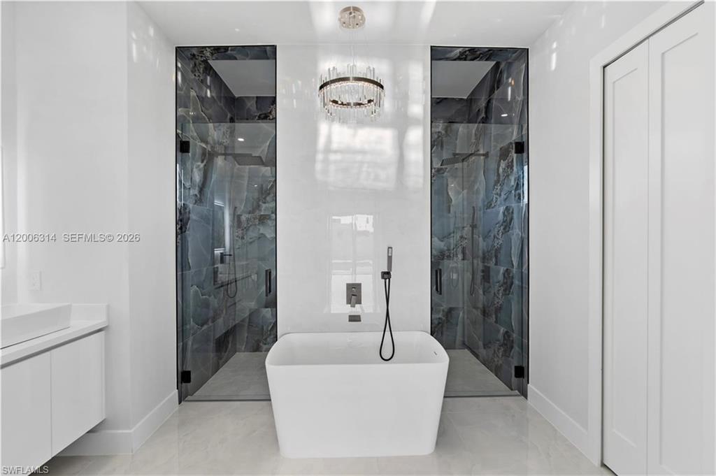 628 Chiquita Blvd N Property Photo 18