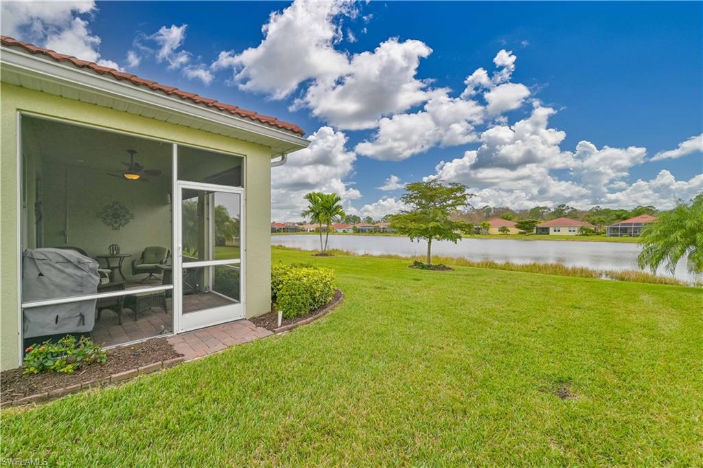 3233 Birch Tree Ln Property Photo 3