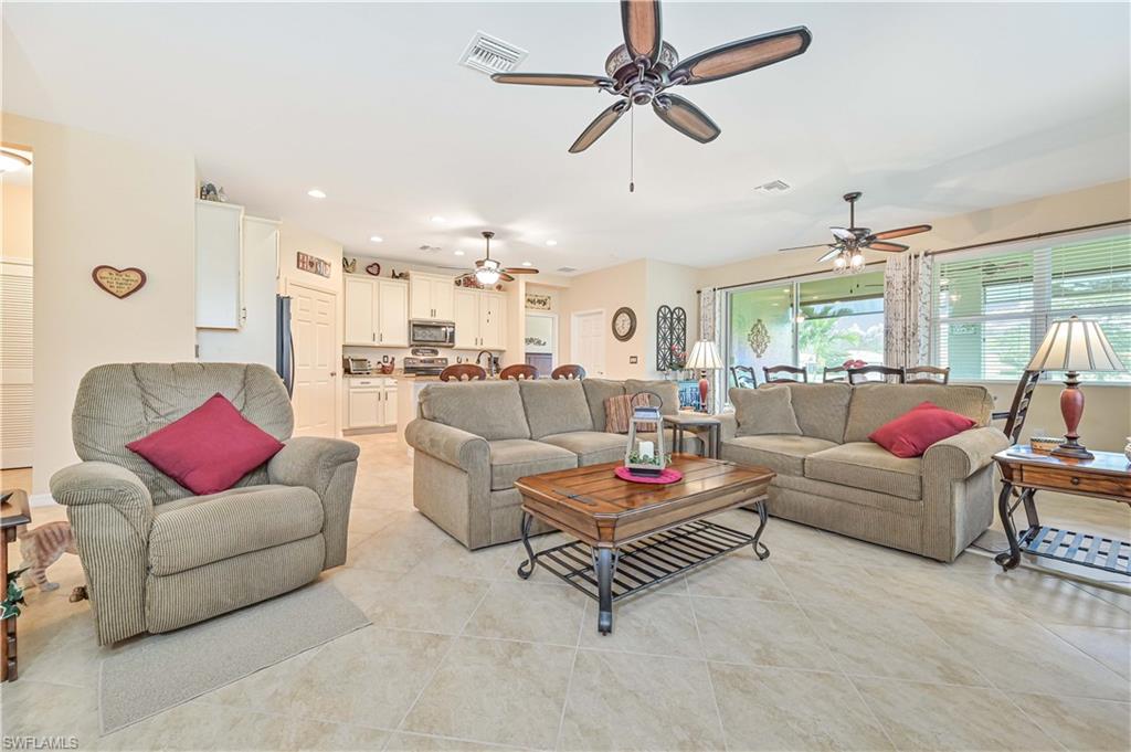 3233 Birch Tree Ln Property Photo 12