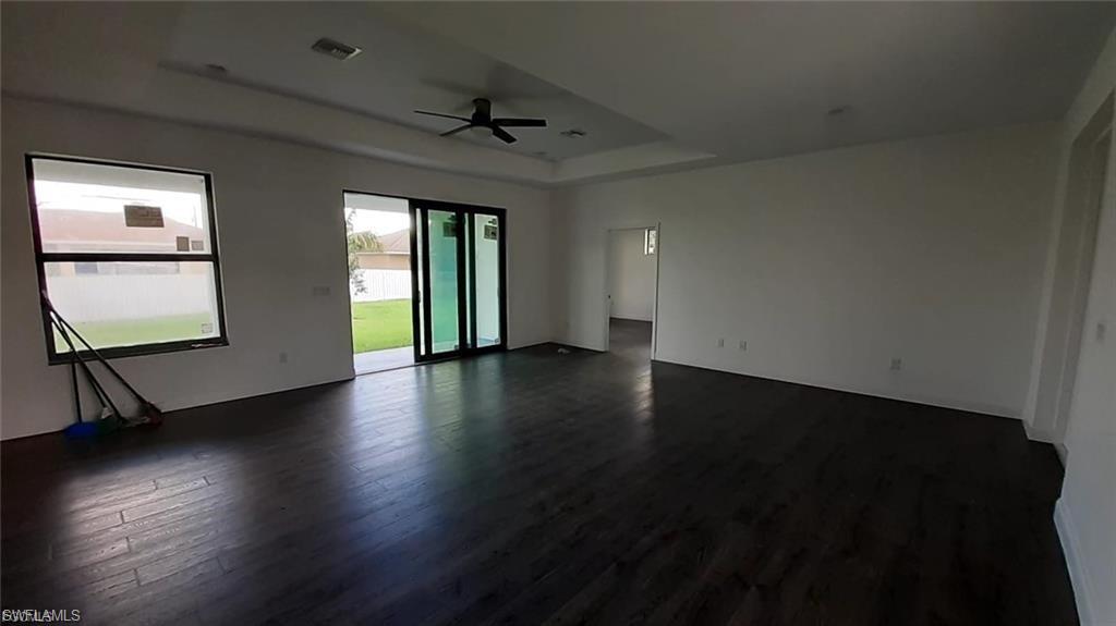 1201 Ne 18th Pl Property Photo 8