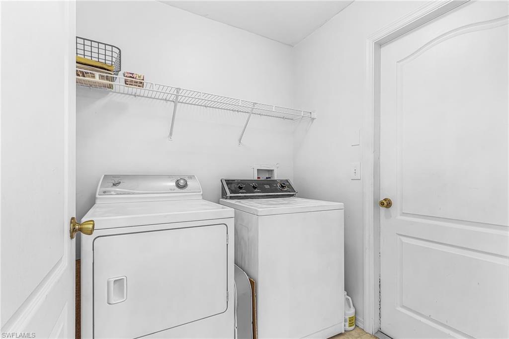 307 Ne 25th Ter Property Photo 17