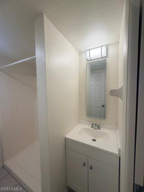 1318 Se 40th Ter Property Photo 5