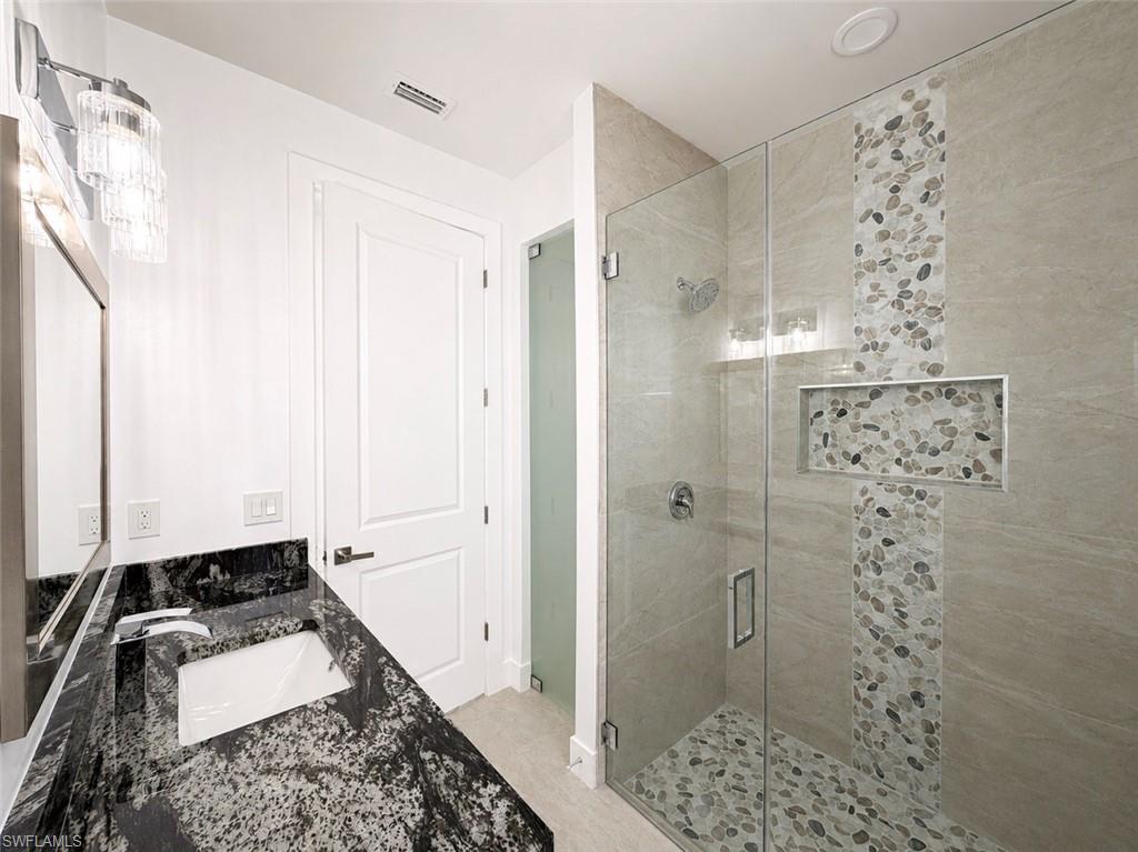 206 Jack Ave N Property Photo 16