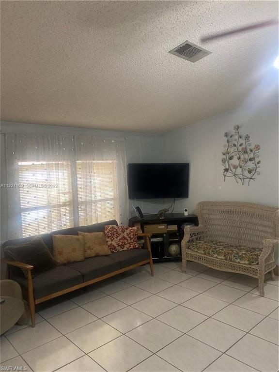 12810 Sw 17 St Property Photo 4