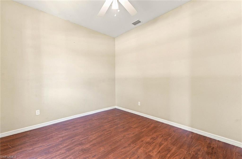 117 Shadow Lakes Dr Property Photo 5