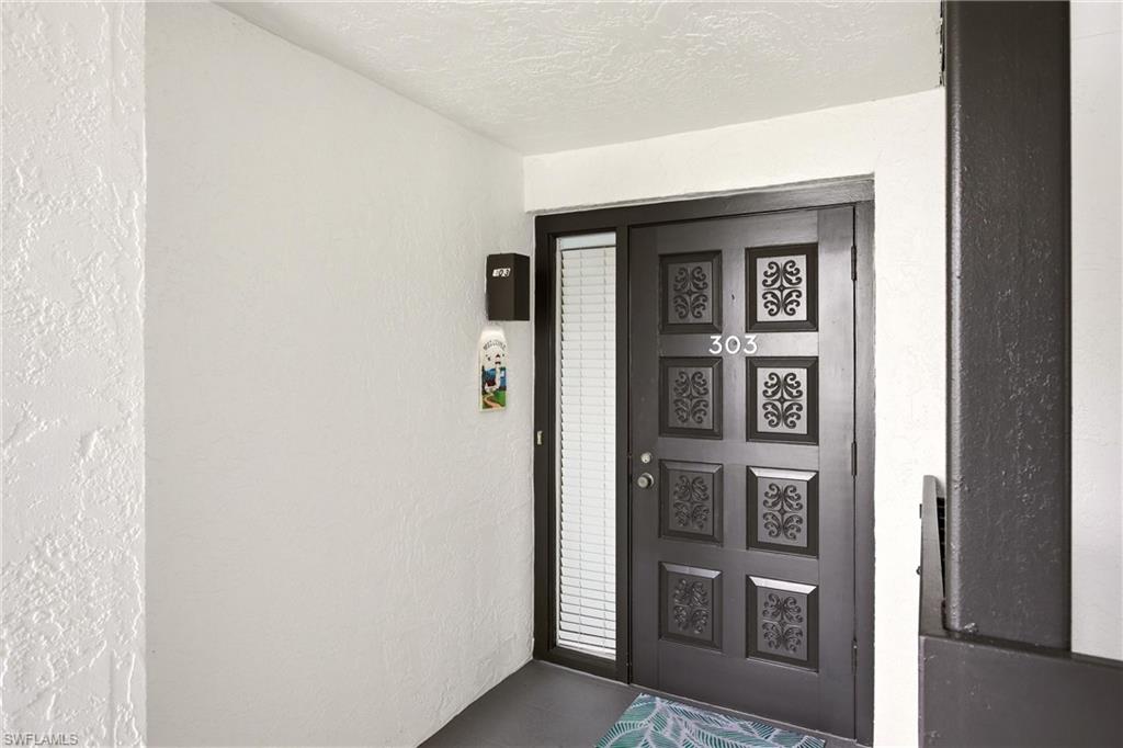 4586 Trawler Ct 303 Property Photo 4