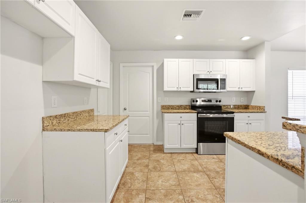 1036 Belmont St E Property Photo 14