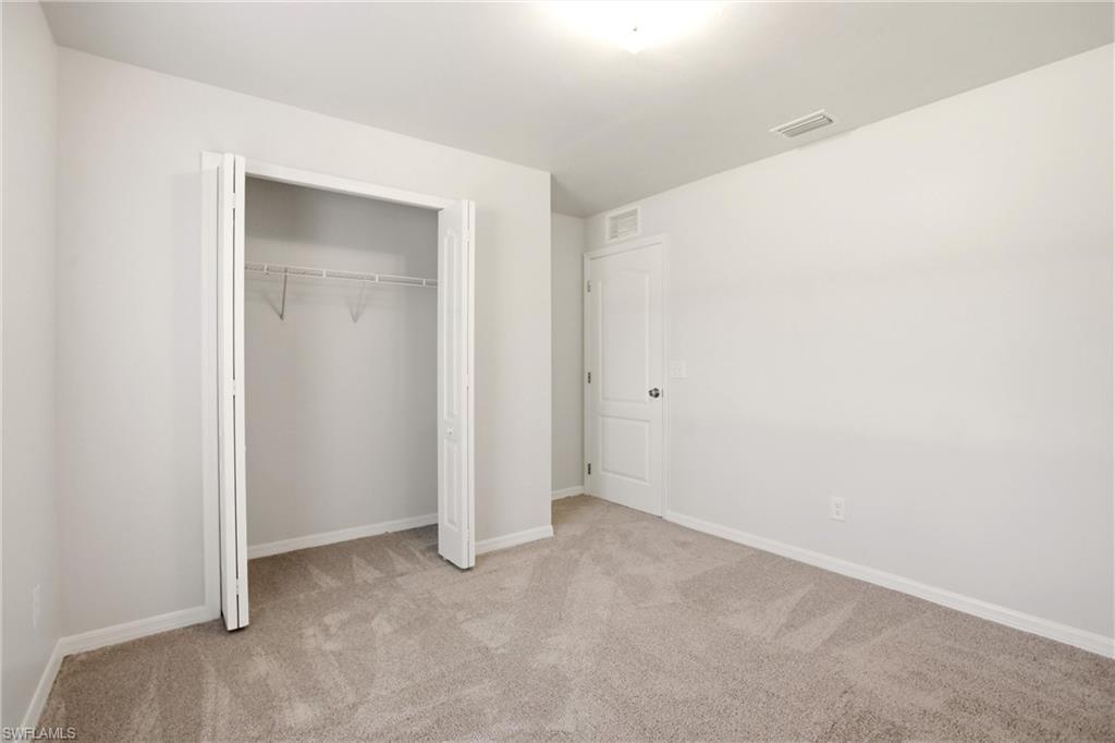 1036 Belmont St E Property Photo 26
