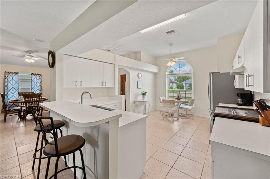 1520 Honor Ct Property Photo 4
