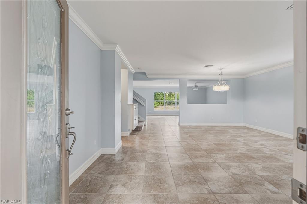 25134 Palisade Rd Property Photo 6