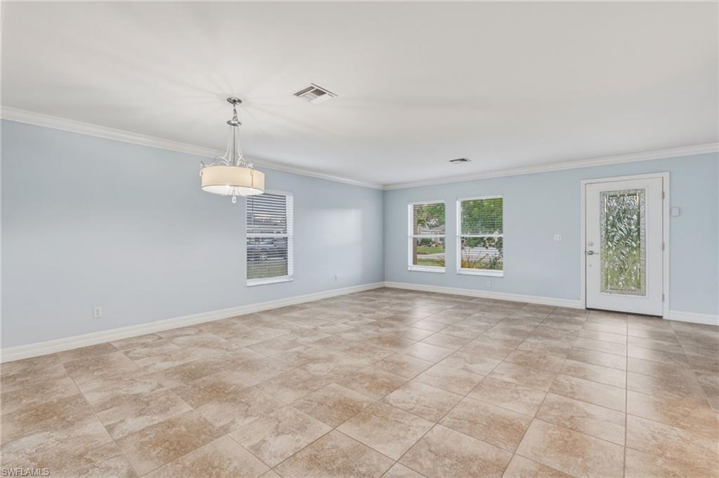 25134 Palisade Rd Property Photo 10