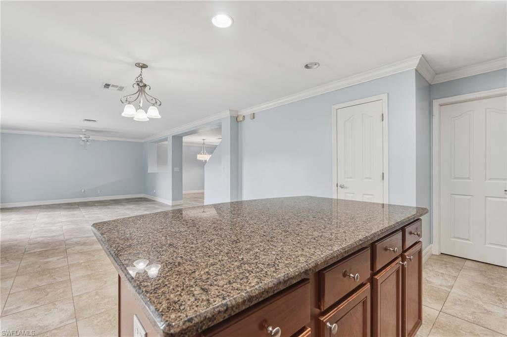 25134 Palisade Rd Property Photo 24