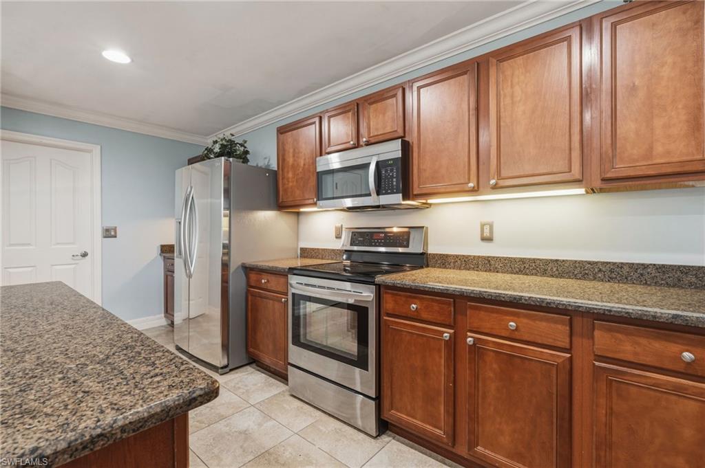 25134 Palisade Rd Property Photo 28