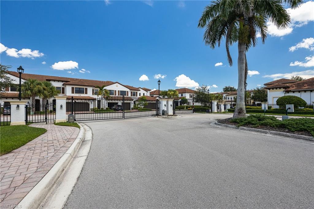15840 Portofino Springs Blvd 101 Property Photo 25