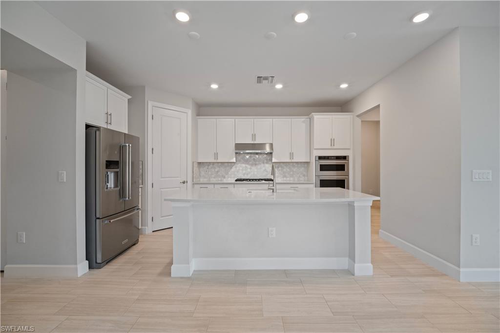 17057 Pine Lily Ln Property Photo 13