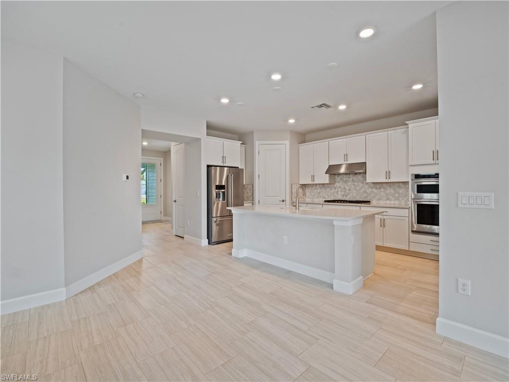 17057 Pine Lily Ln Property Photo 14