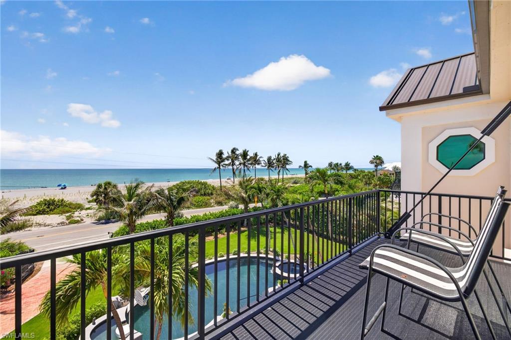 17201 Captiva Dr Property Photo 4