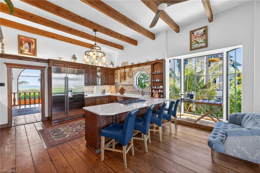 17201 Captiva Dr Property Photo 9