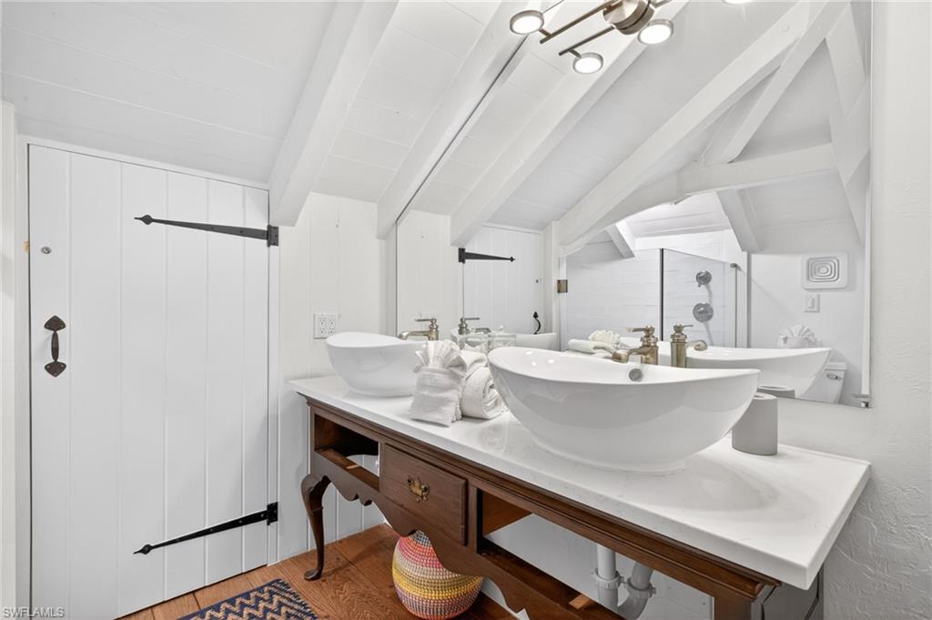 17201 Captiva Dr Property Photo 30