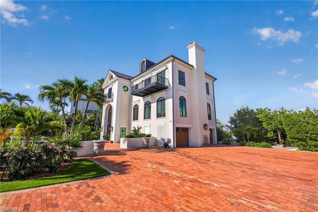 17201 Captiva Dr Property Photo 43