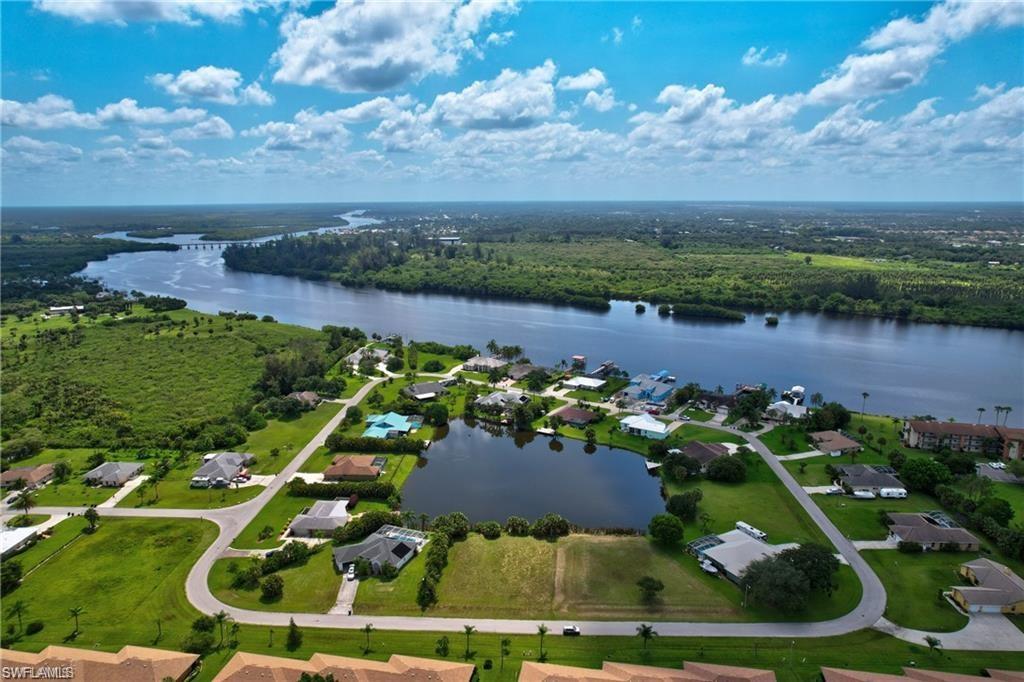 17091 Waters Edge Cir Property Photo 8