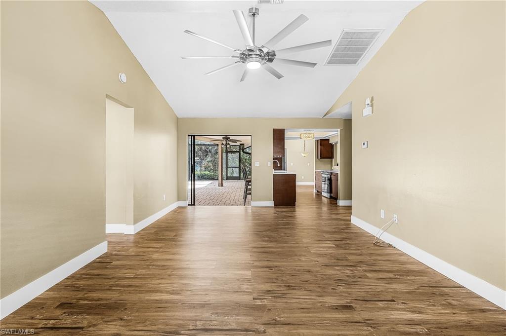 13520 Island Rd Property Photo 13