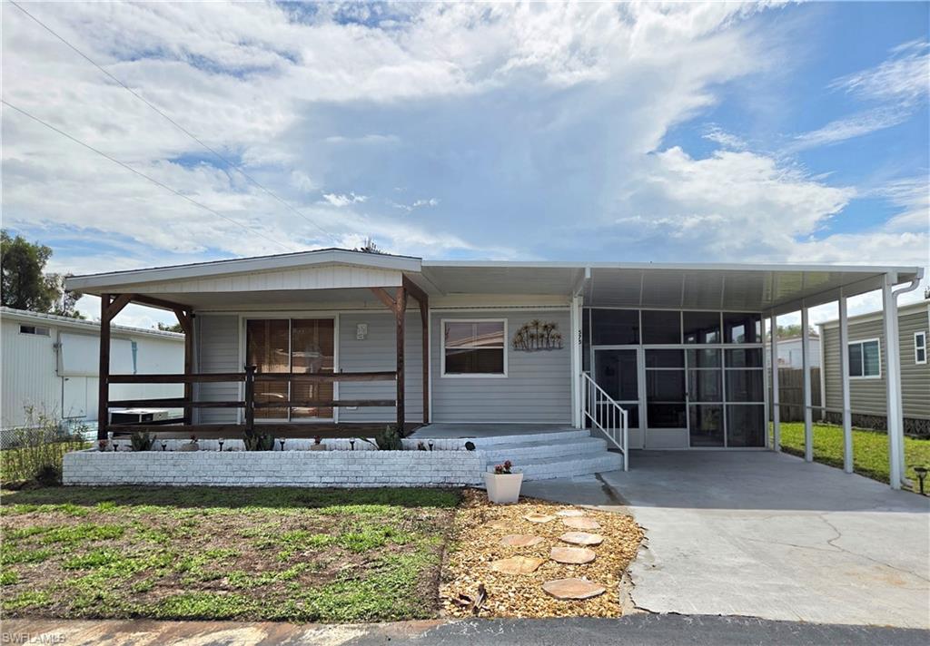575 Winning WAY Property Photo 1