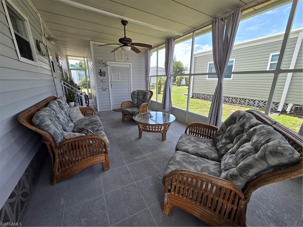 575 Winning Way Property Photo 4