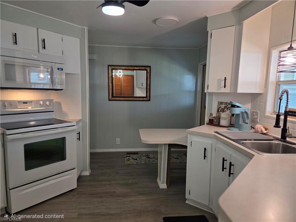 575 Winning Way Property Photo 9