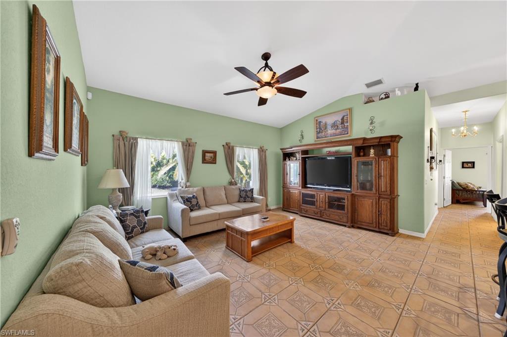 3815 Nw 5th Ter Property Photo 5