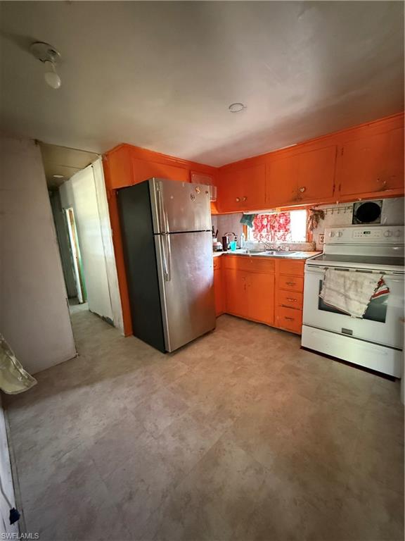 11225 Torchfire Trl Property Photo 4