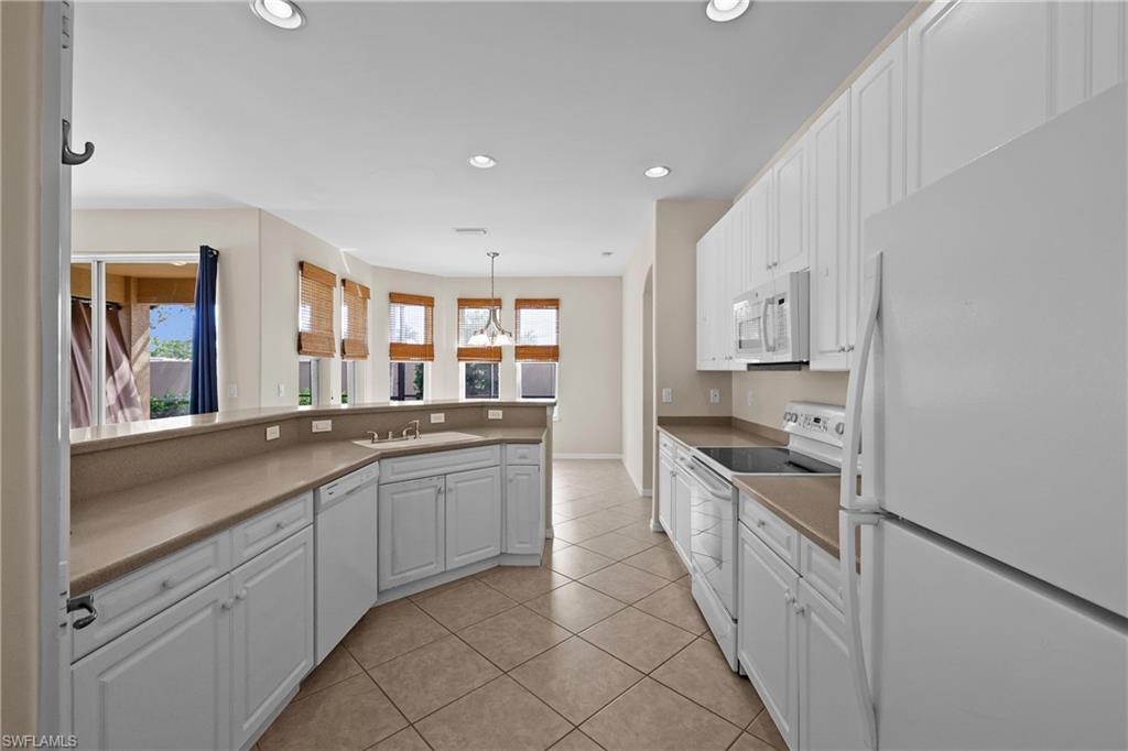 13988 Village Creek Dr Property Photo 19