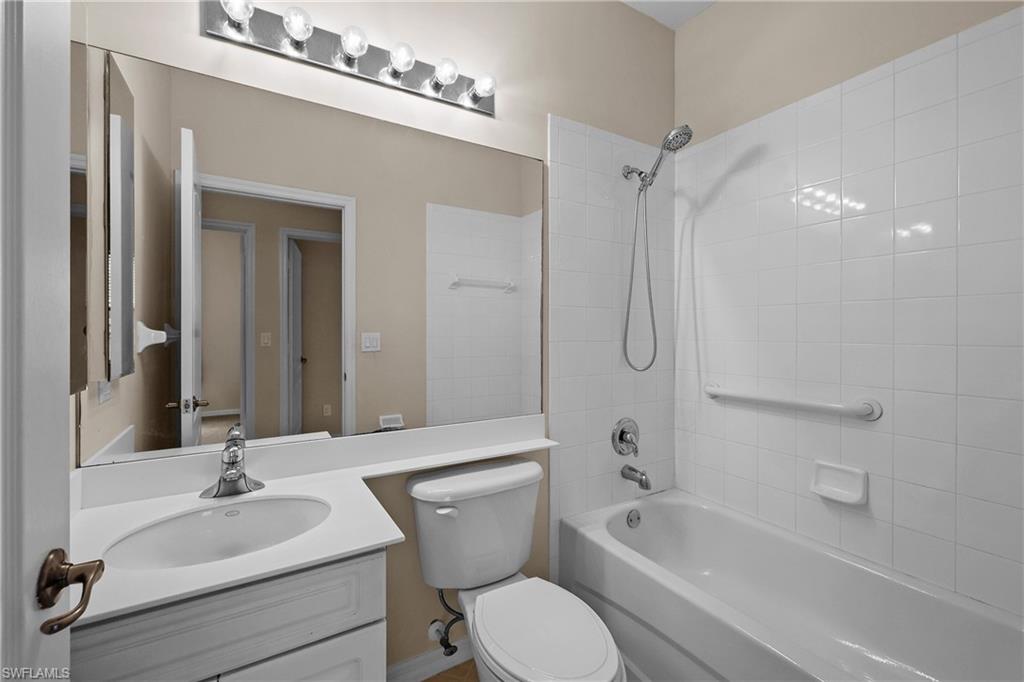 13988 Village Creek Dr Property Photo 32