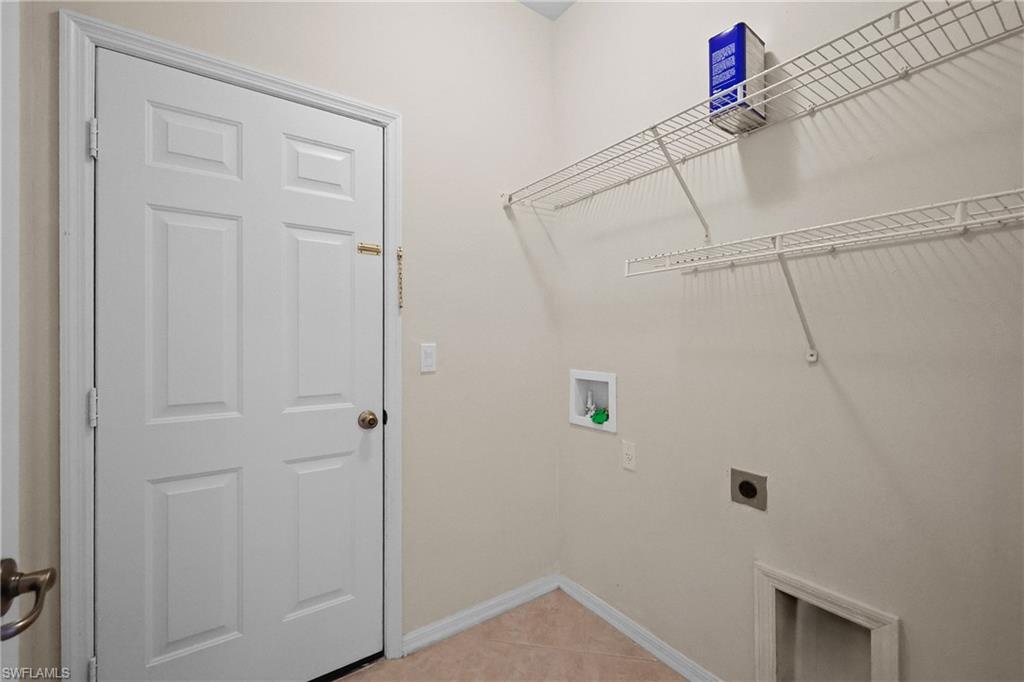 13988 Village Creek Dr Property Photo 34