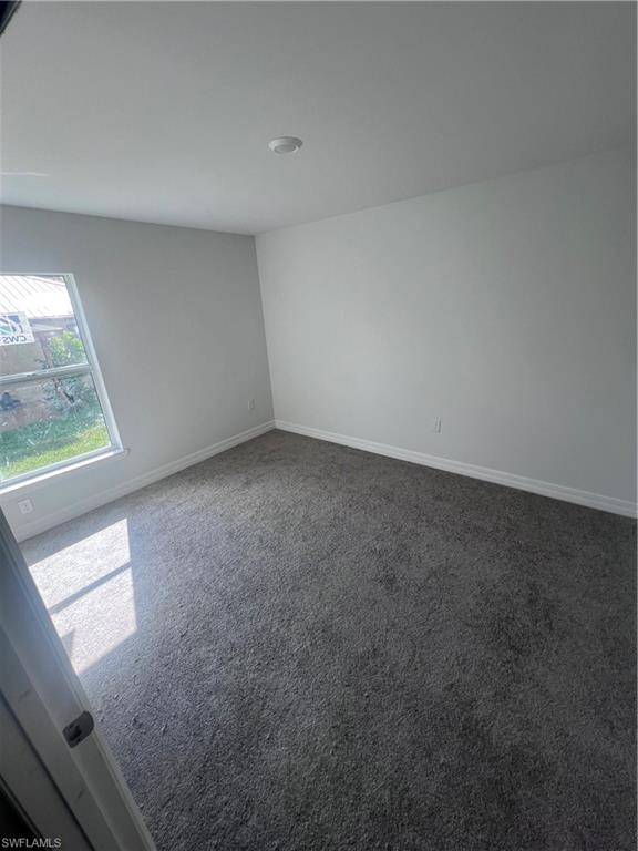 2406 Bay Plz Property Photo 5