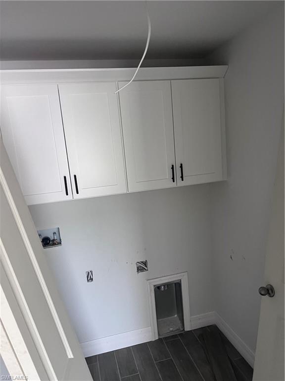 2406 Bay Plz Property Photo 11