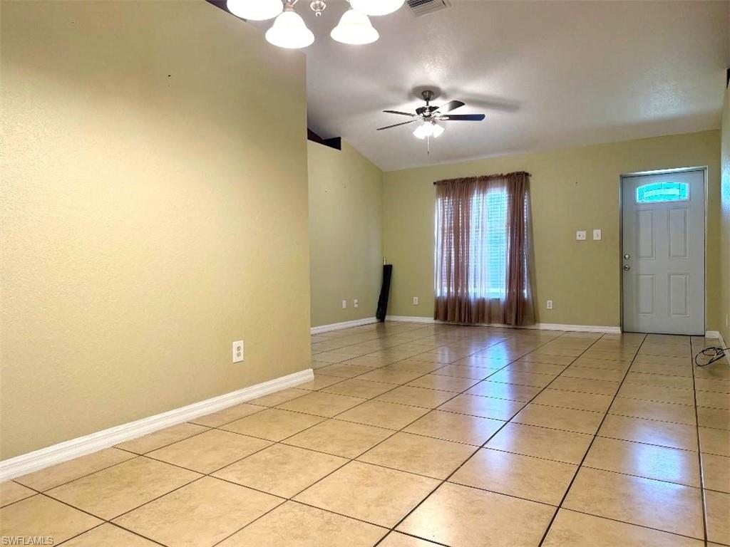 540 Orchard Park Dr Property Photo 4