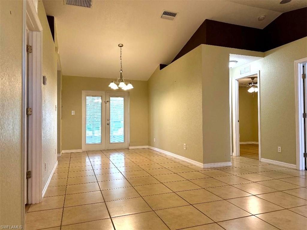 540 Orchard Park Dr Property Photo 6