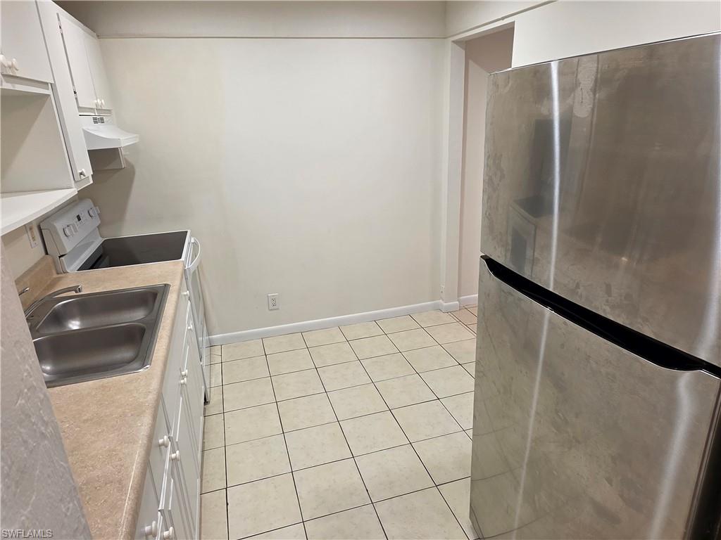 1107 S Loop Blvd Property Photo 6