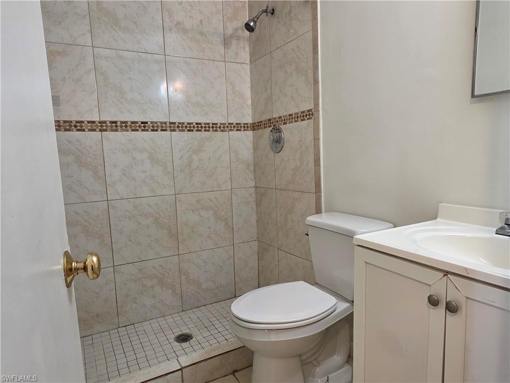 1107 S Loop Blvd Property Photo 8